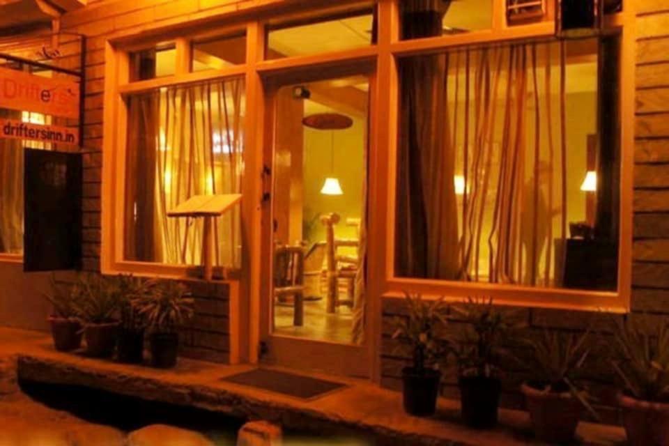 Drifter'S Inn & Cafe Manāli Zewnętrze zdjęcie